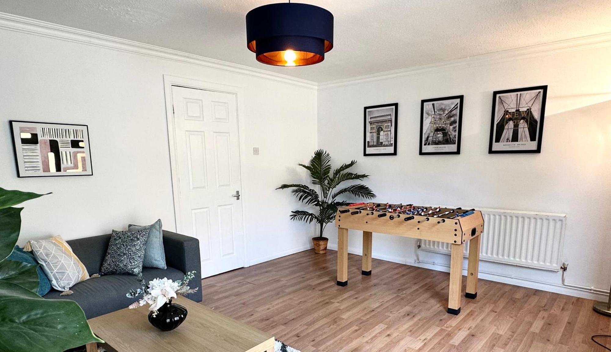 6 Guests House Old Trafford,Media City,City Centre, Free Parking Манчестър Екстериор снимка