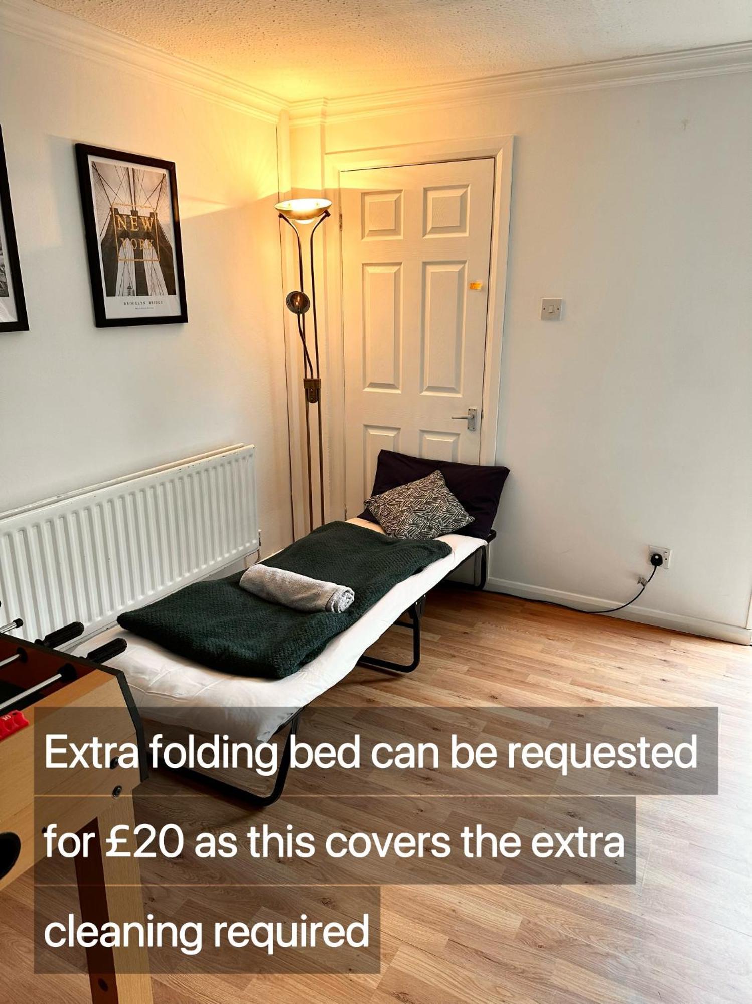 6 Guests House Old Trafford,Media City,City Centre, Free Parking Манчестър Екстериор снимка